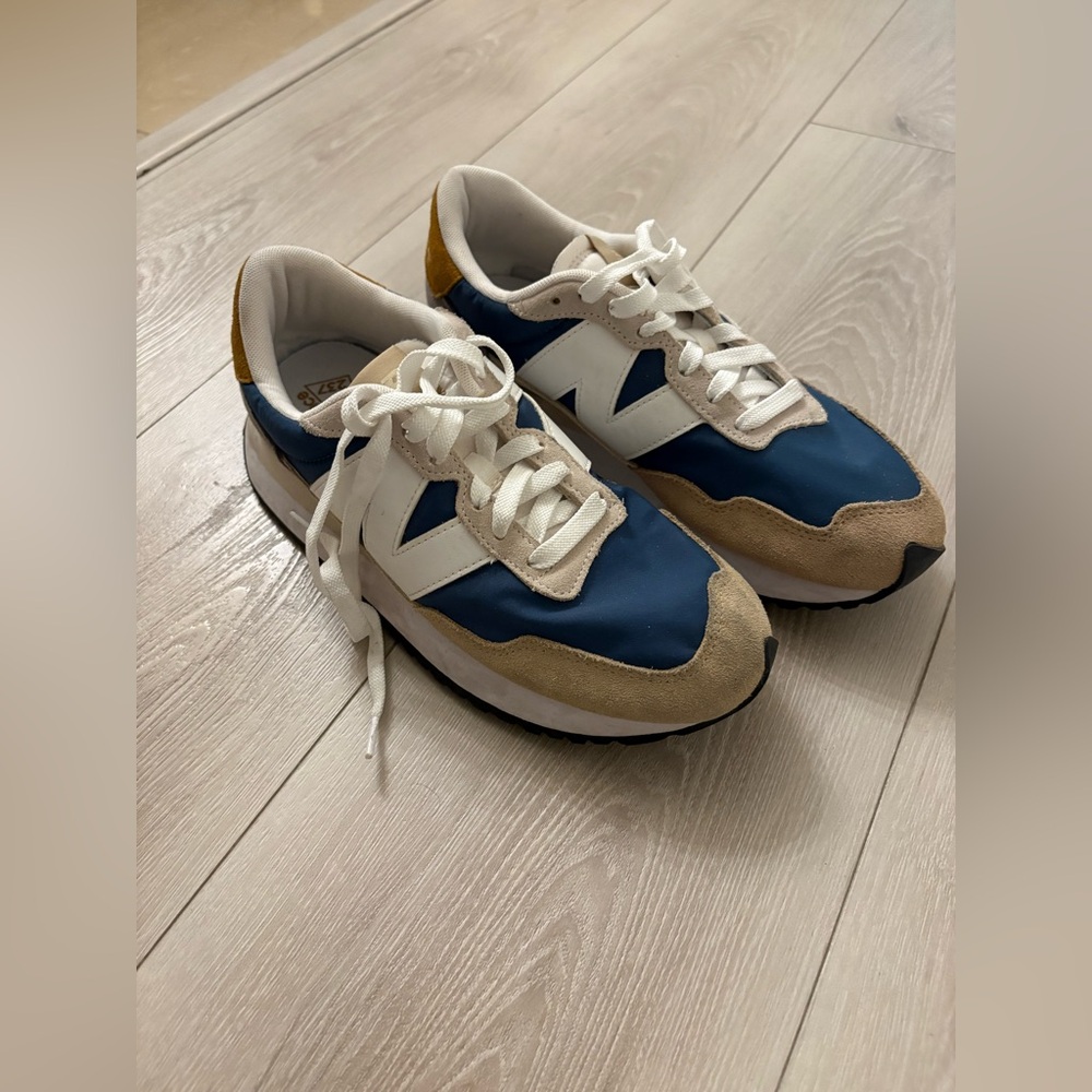 New Balance blue and Beige Sneakers